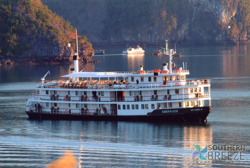 HLC-Erd- ha long cruise emraude