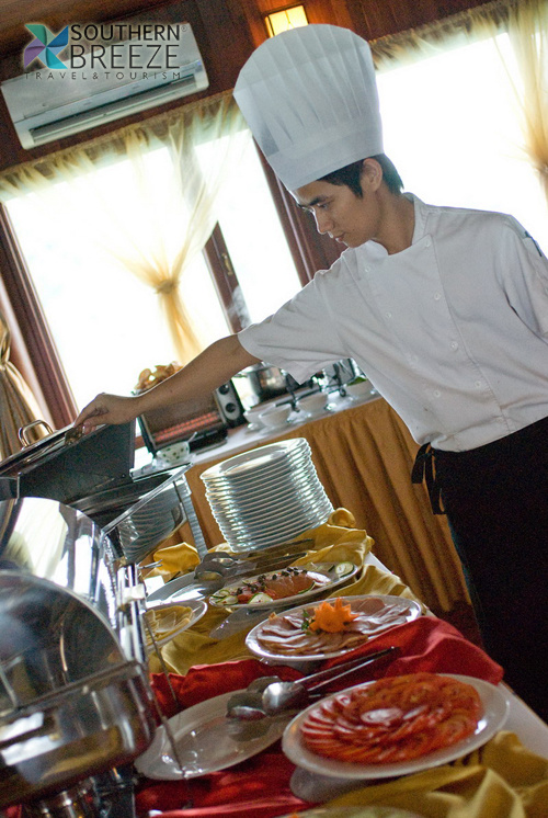 Ha Long - Indochina Cruise