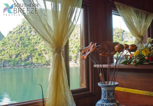 Ha Long - Valentine Cruise