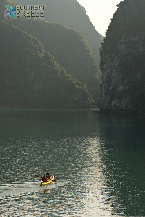 Ha Long - Valentine Cruise