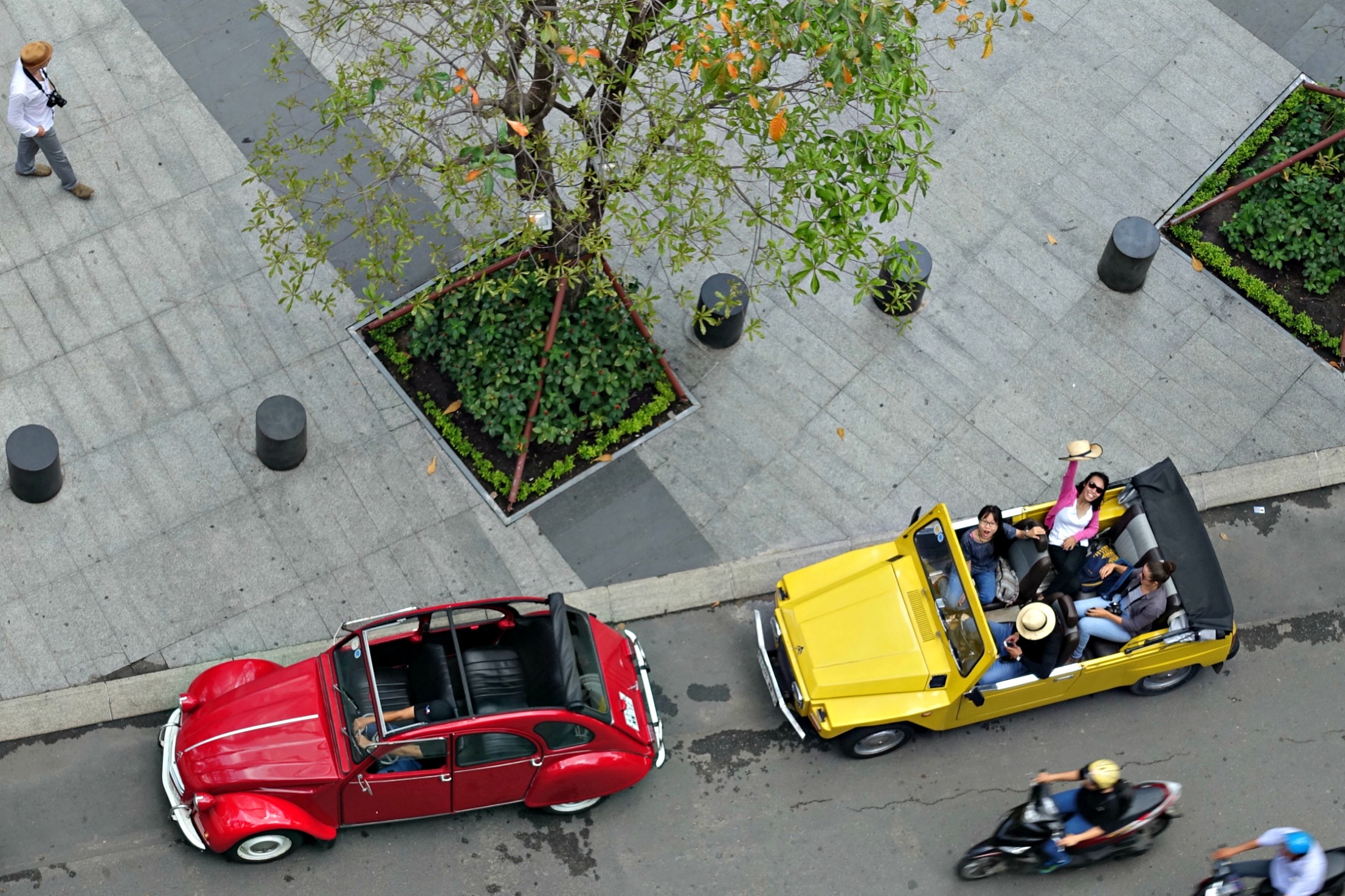 の画像 【午前発】シトロエンのクラシックカーでめぐる!ホーチミン市内観光 ディスカバリー ツアー (3時間プラン/ガイド同乗無し) #3